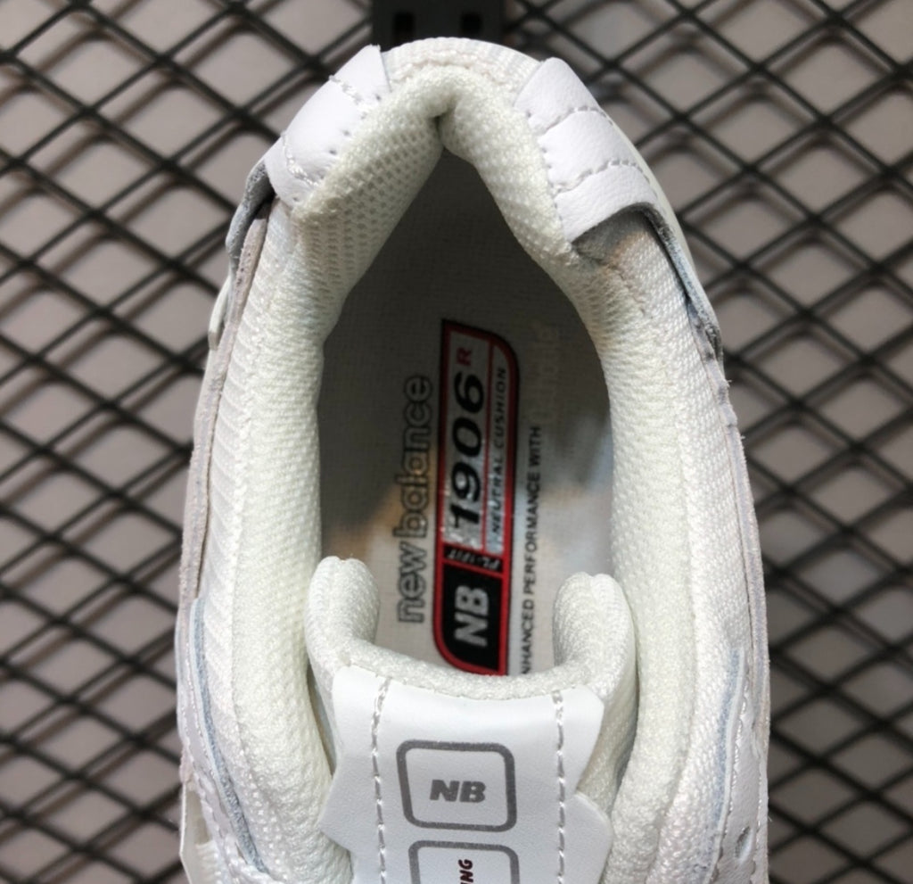 Chaussure NEW BALANCE M-1906