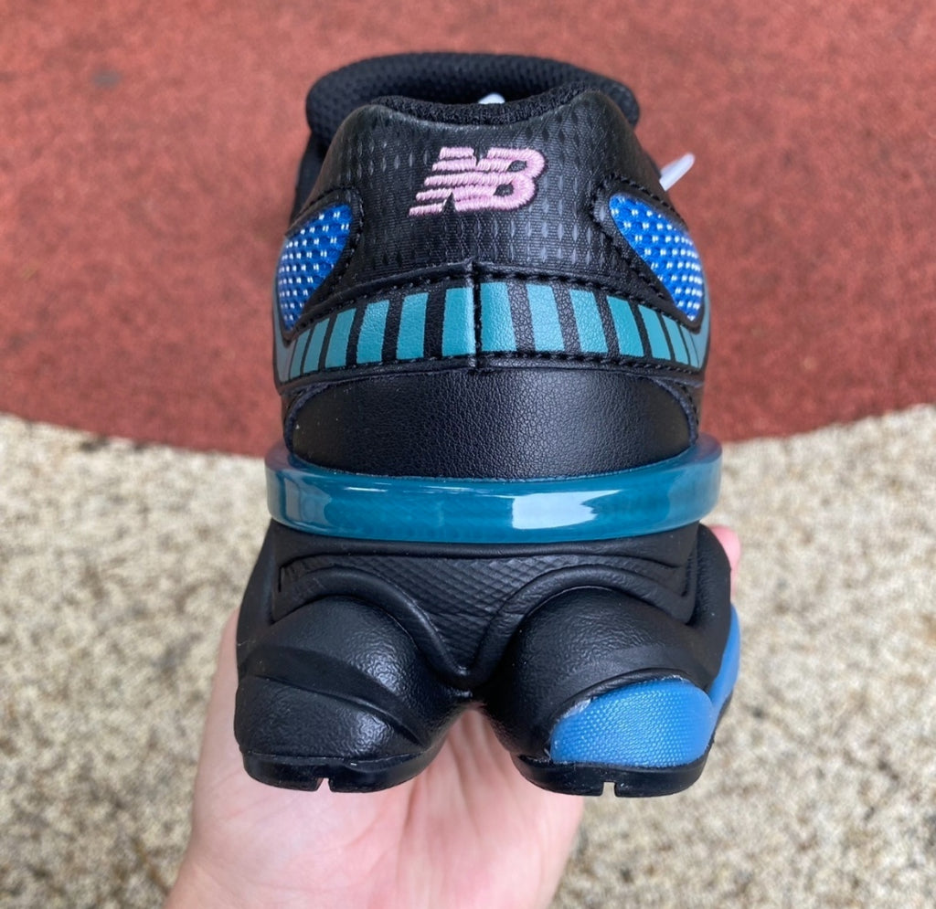 Chaussure NEW BALANCE 9060