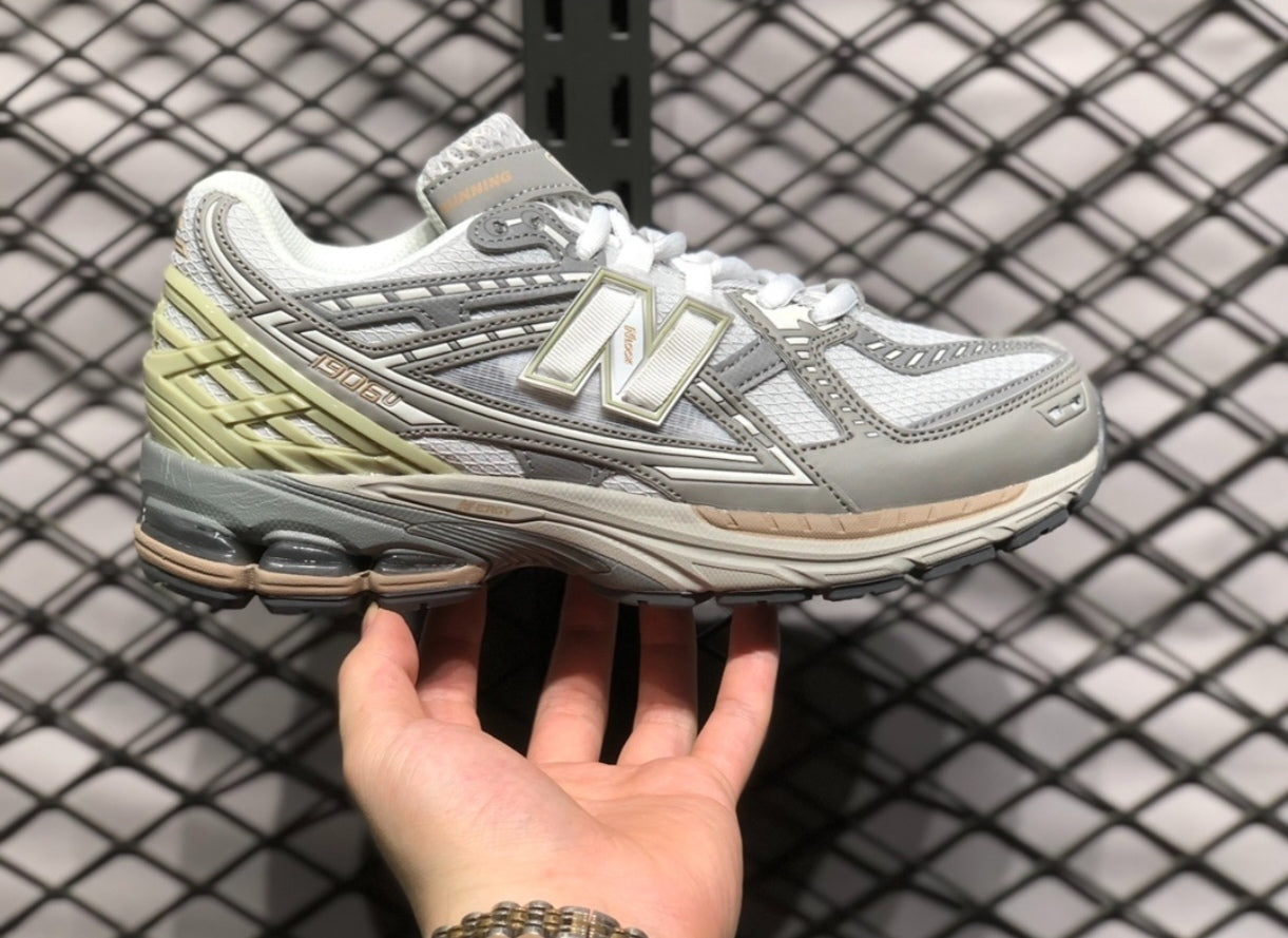 Chaussure NEW BALANCE 1906