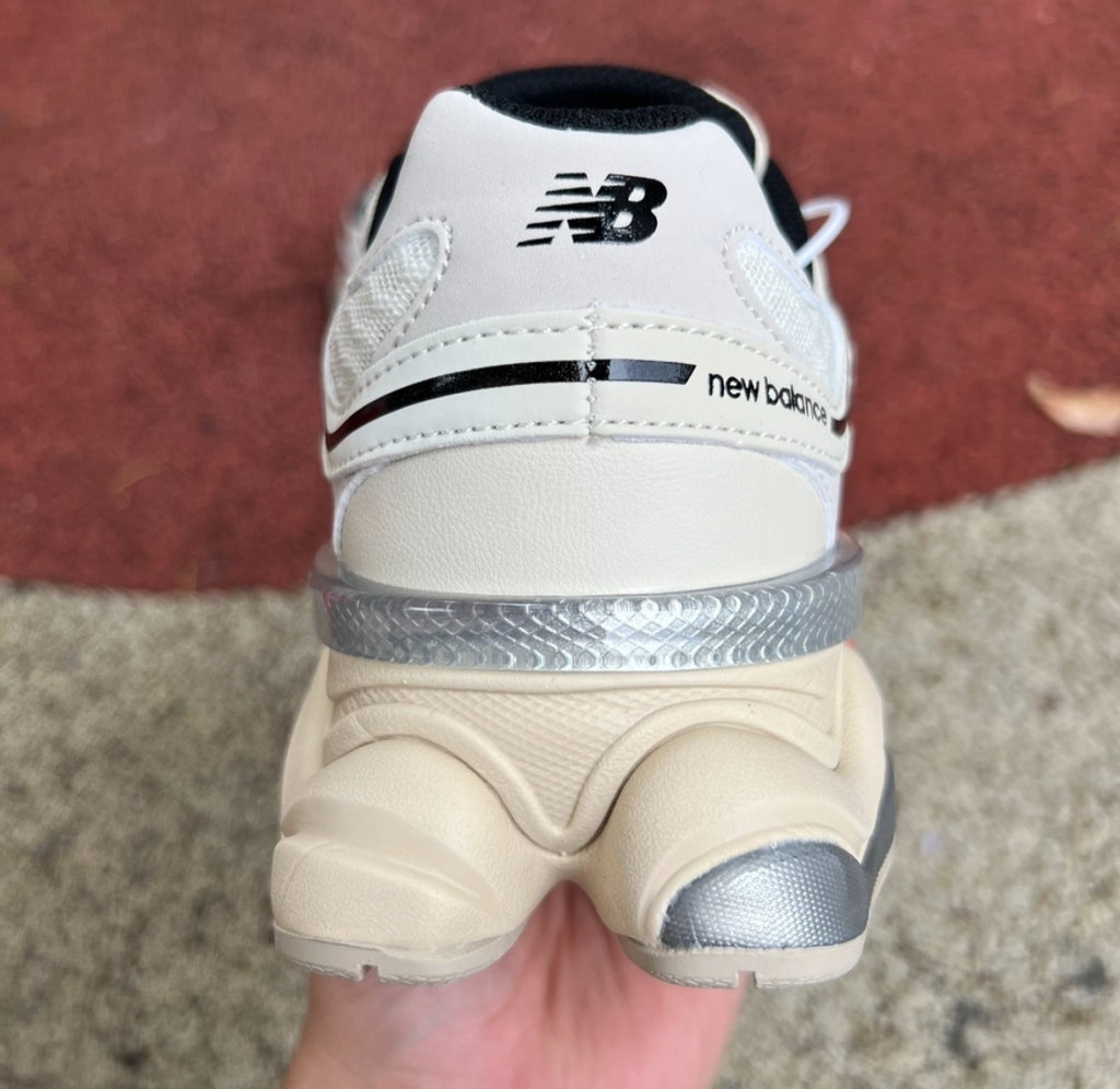 Chaussure NEW BALANCE 9060