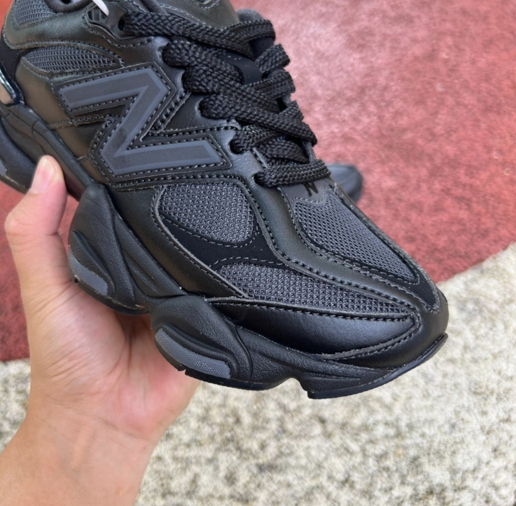 Chaussure NEW BALANCE 9060