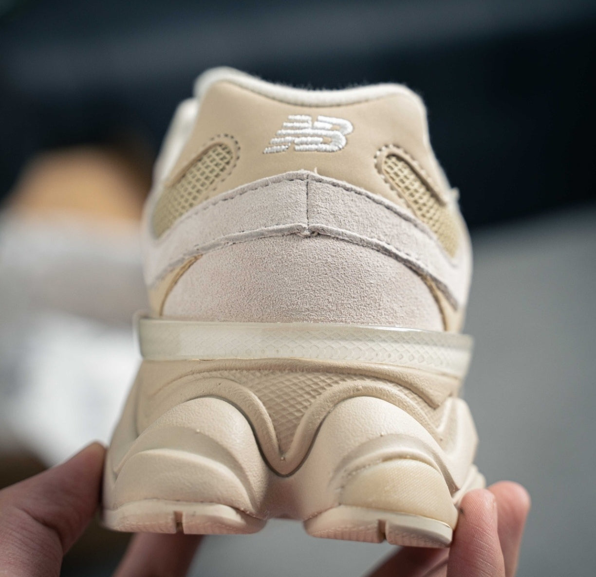 Chaussure NEW BALANCE 9060