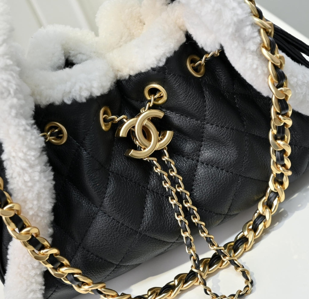Sac à main CHANEL