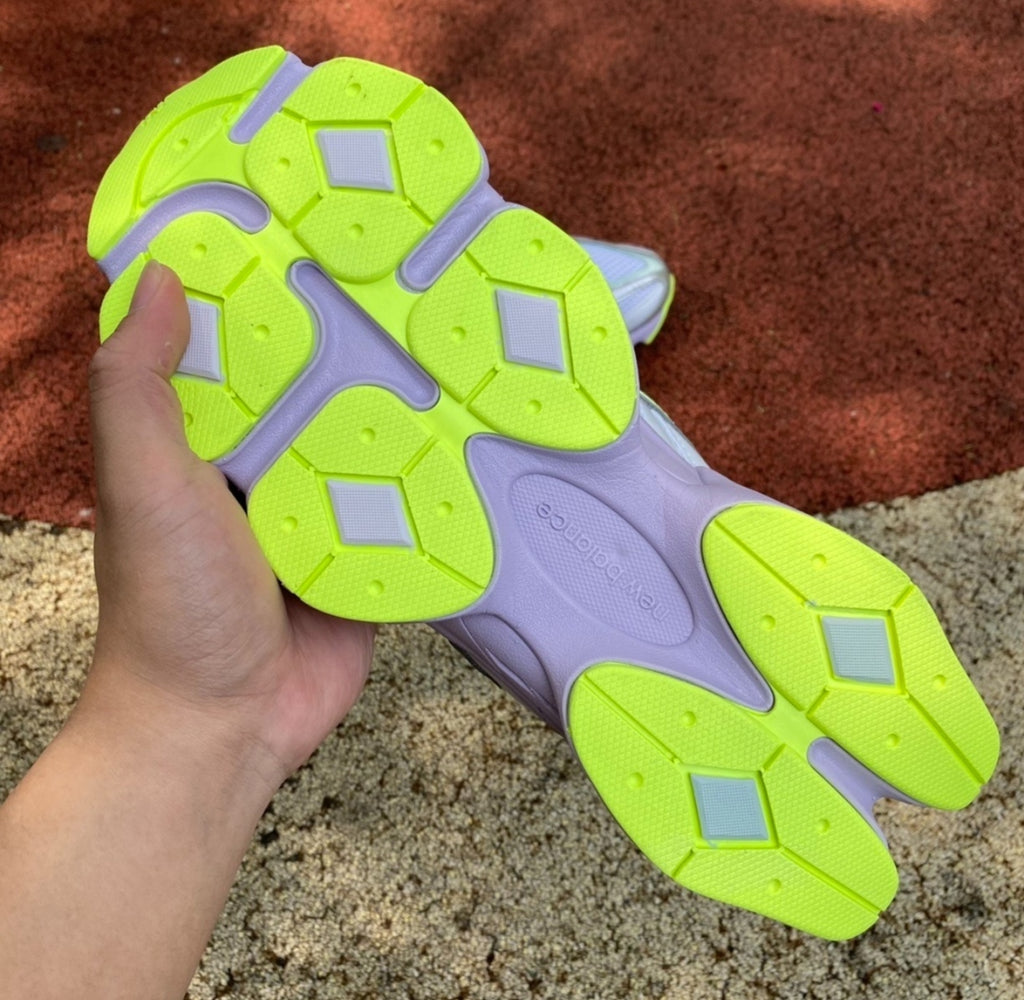 Chaussure NEW BALANCE 9060