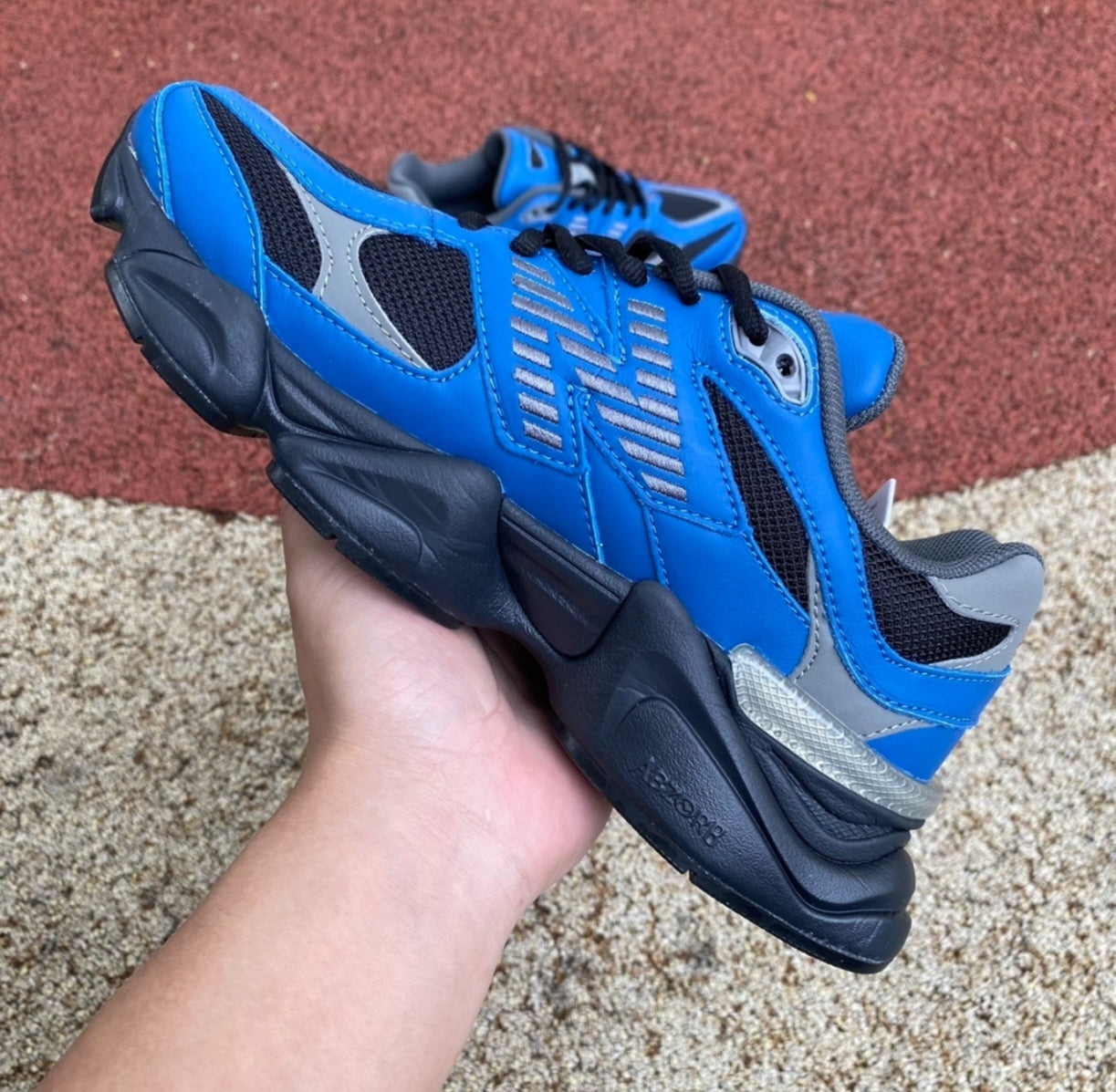 Chaussure NEW BALANCE 9060