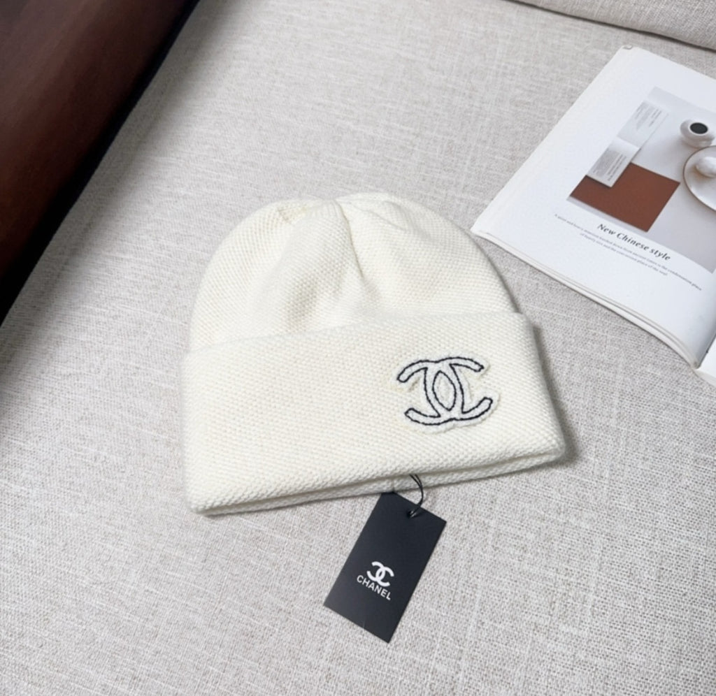 Bonnet CHANEL