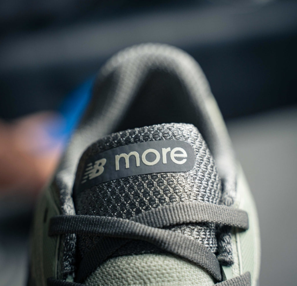 Chaussure NEW BALANCE W880