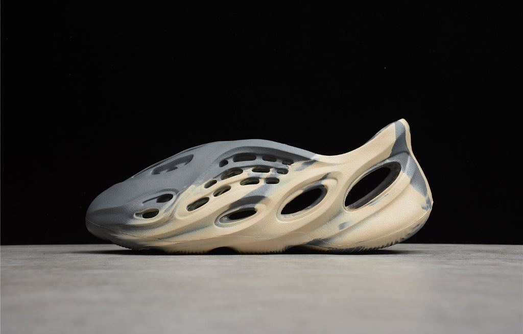 Chaussure ADIDAS YEEZY FOAM MXT