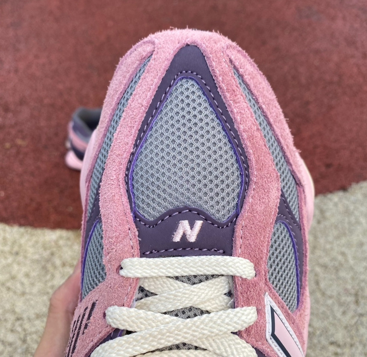 Chaussure NEW BALANCE 9060