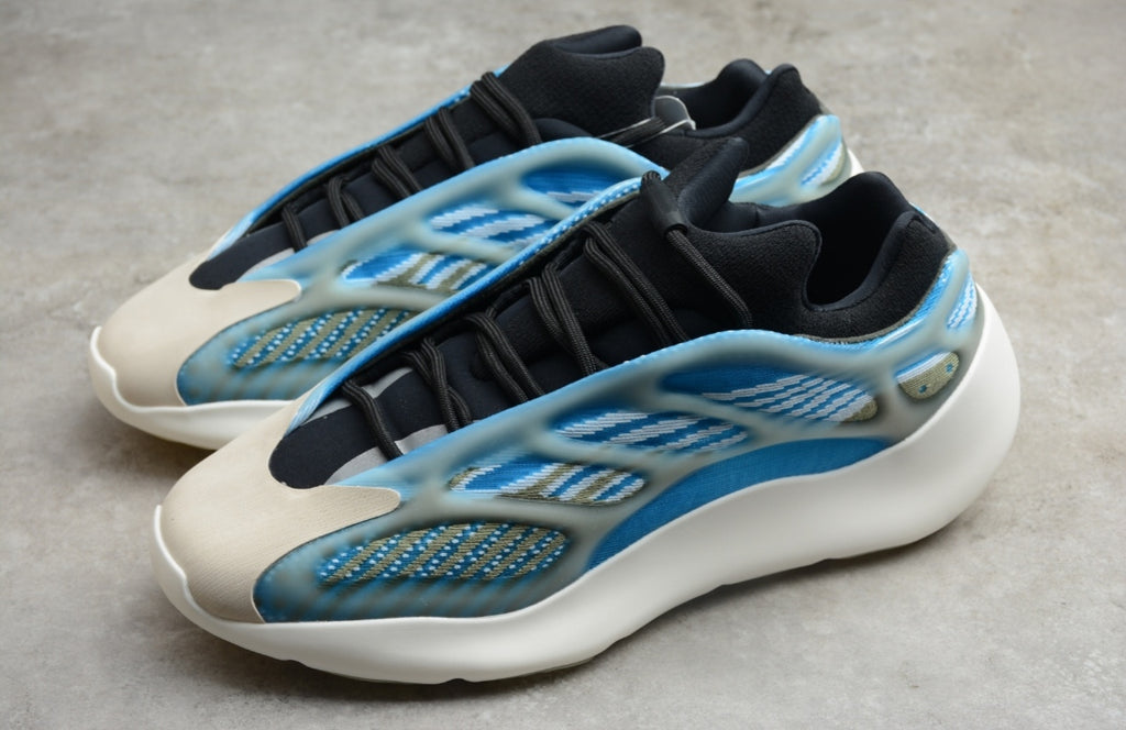 Chaussure ADIDAS YEEZY BOOST 700 V3