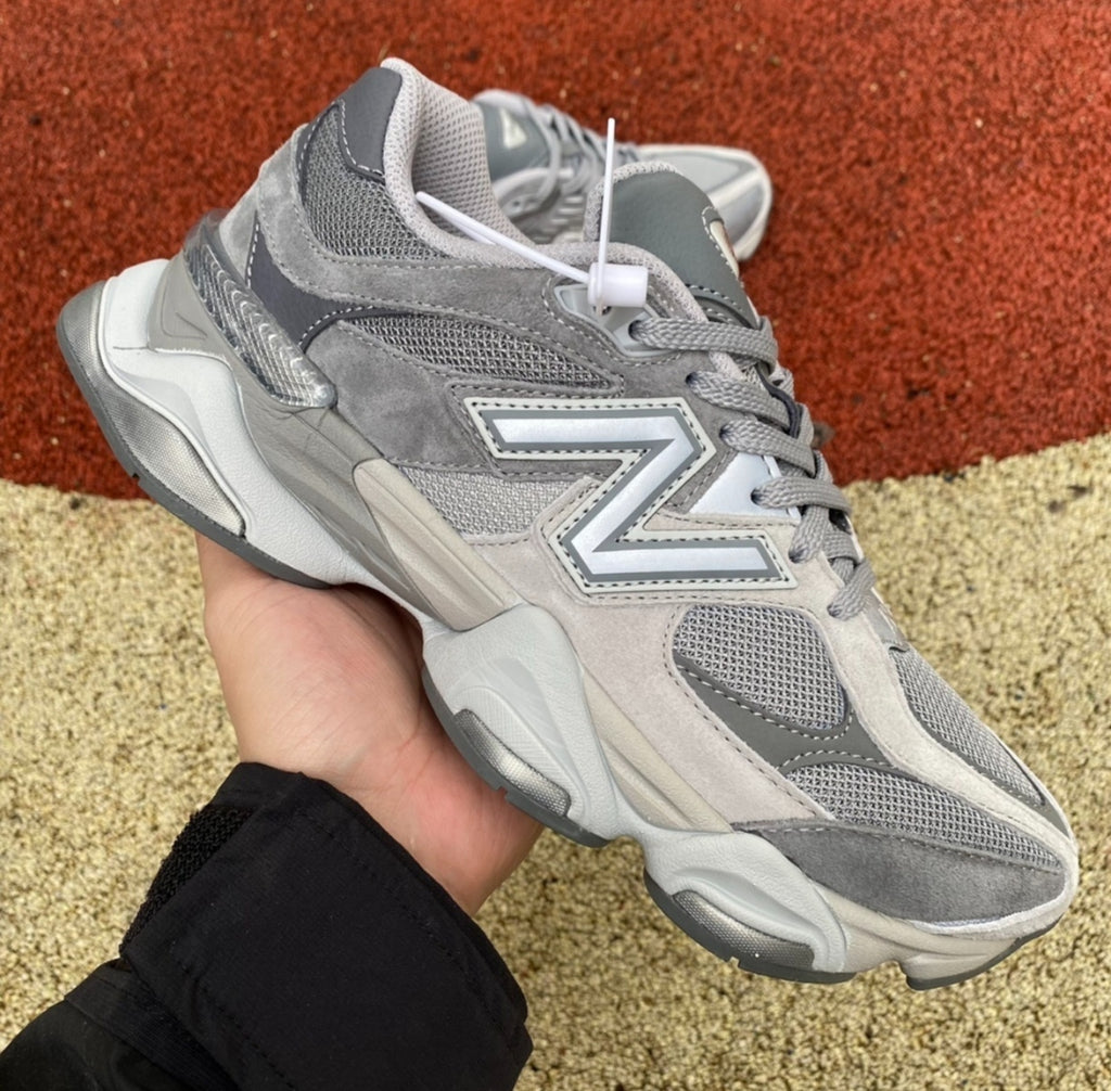 Chaussure NEW BALANCE 9060