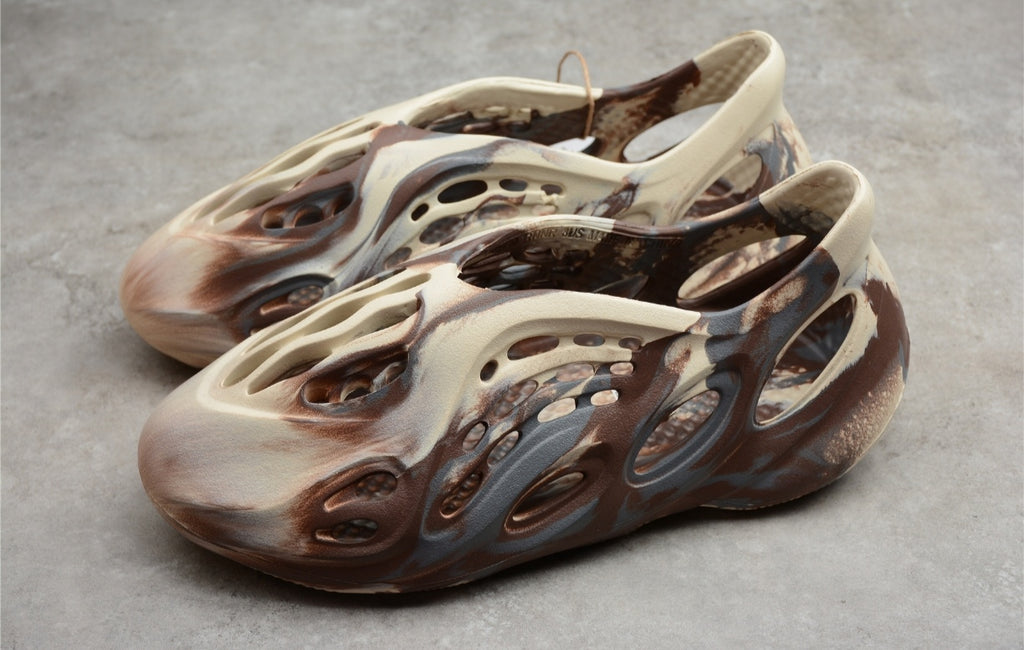 Chaussure ADIDAS YEEZY FOAM RUNNER MXT