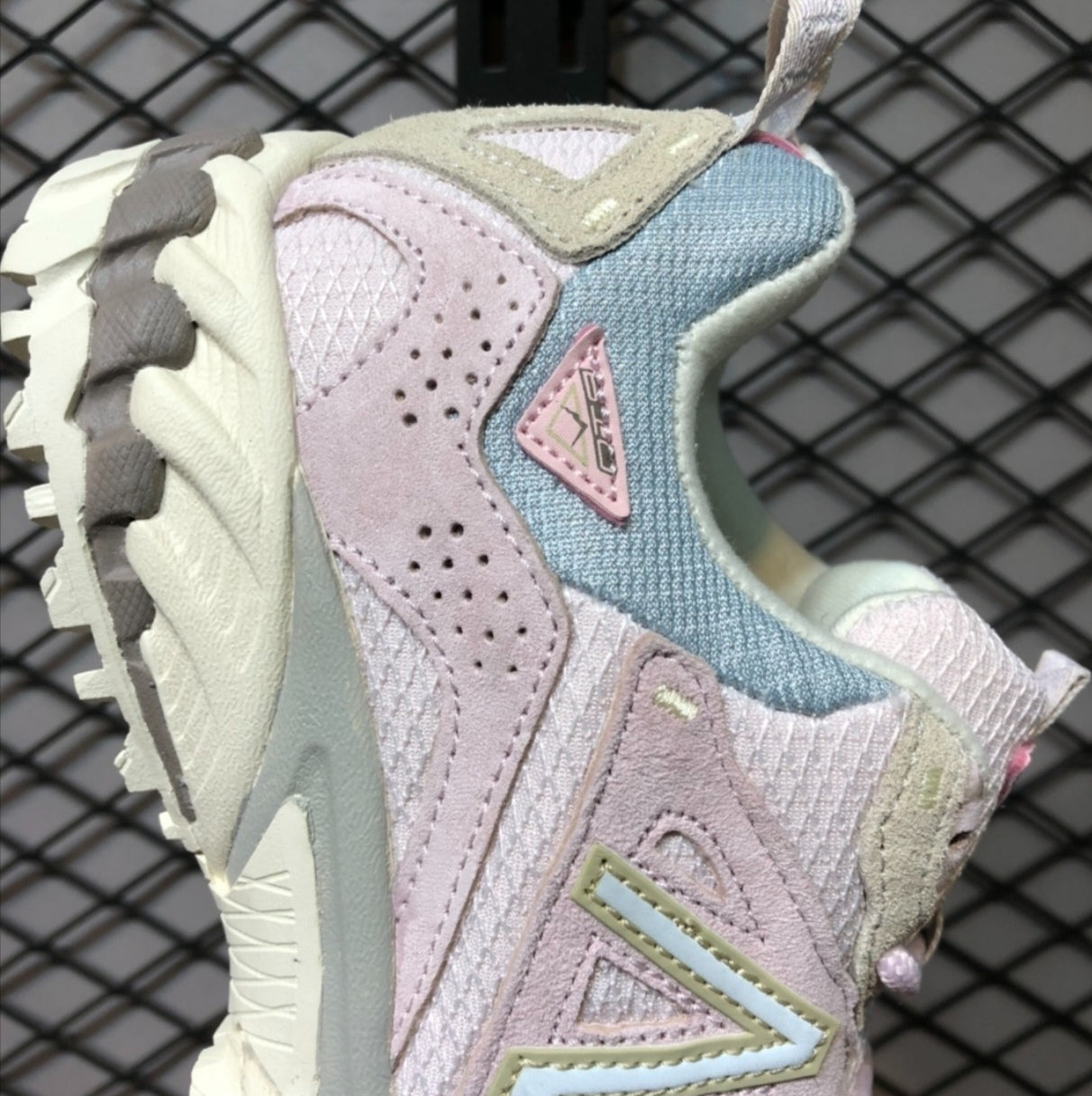 Chaussure NEW BALANCE ML610