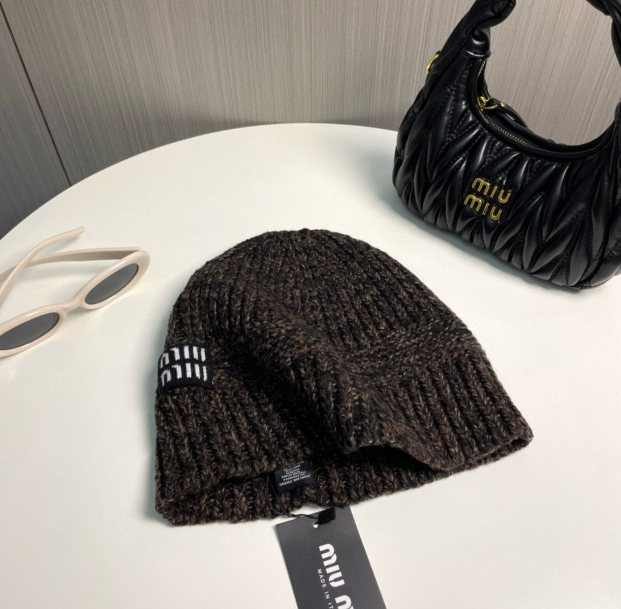Bonnet MIU MIU