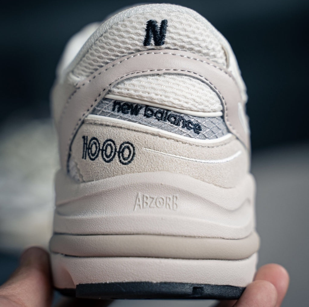 Chaussure NEW BALANCE M-1000