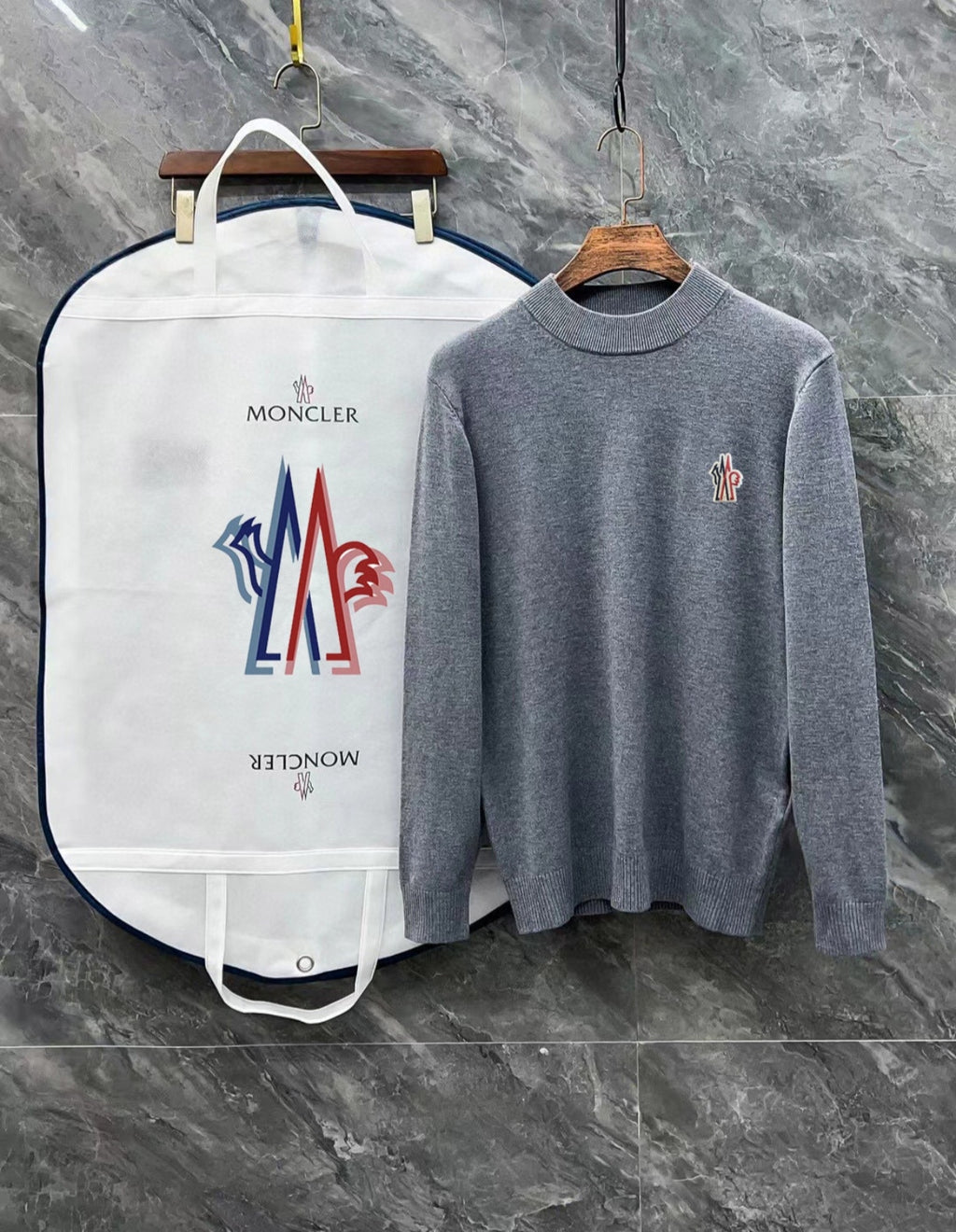 Pull Moncler Noir Blanc & Gris