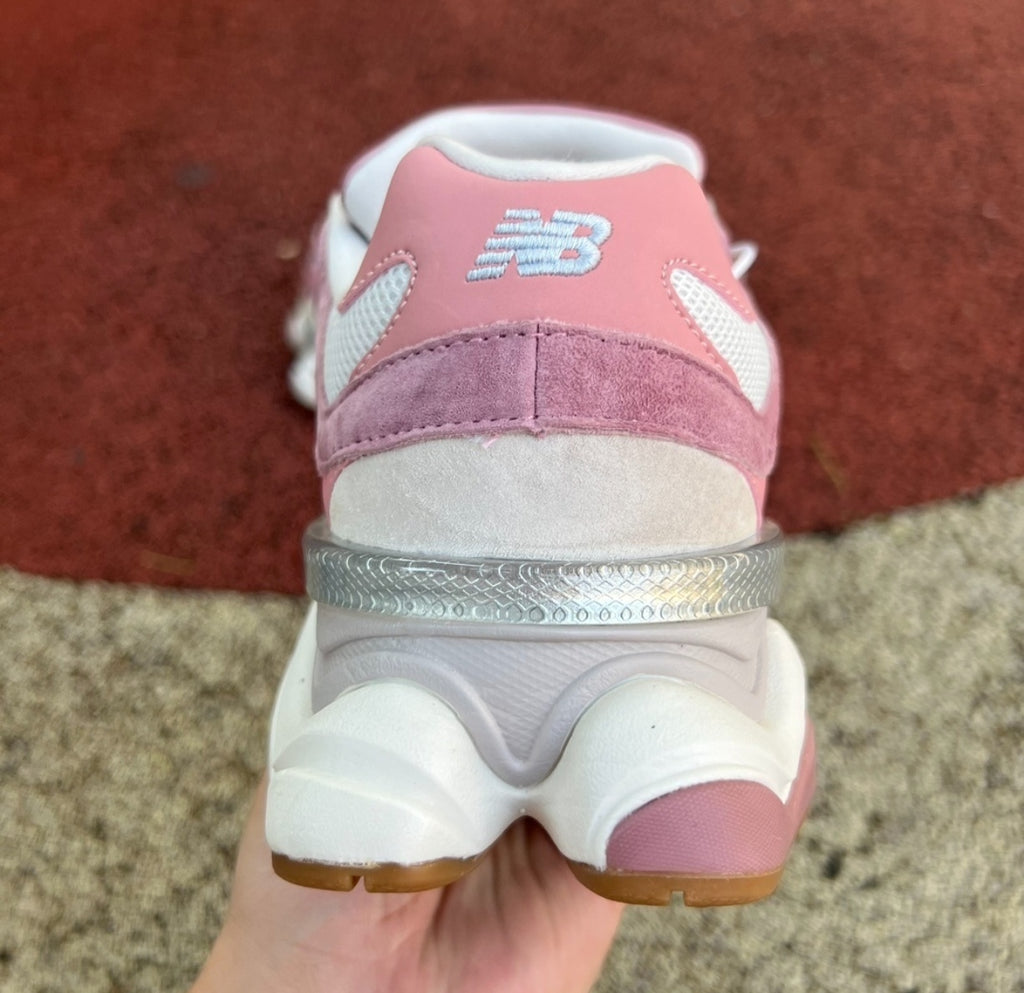 Chaussure NEW BALANCE 9060