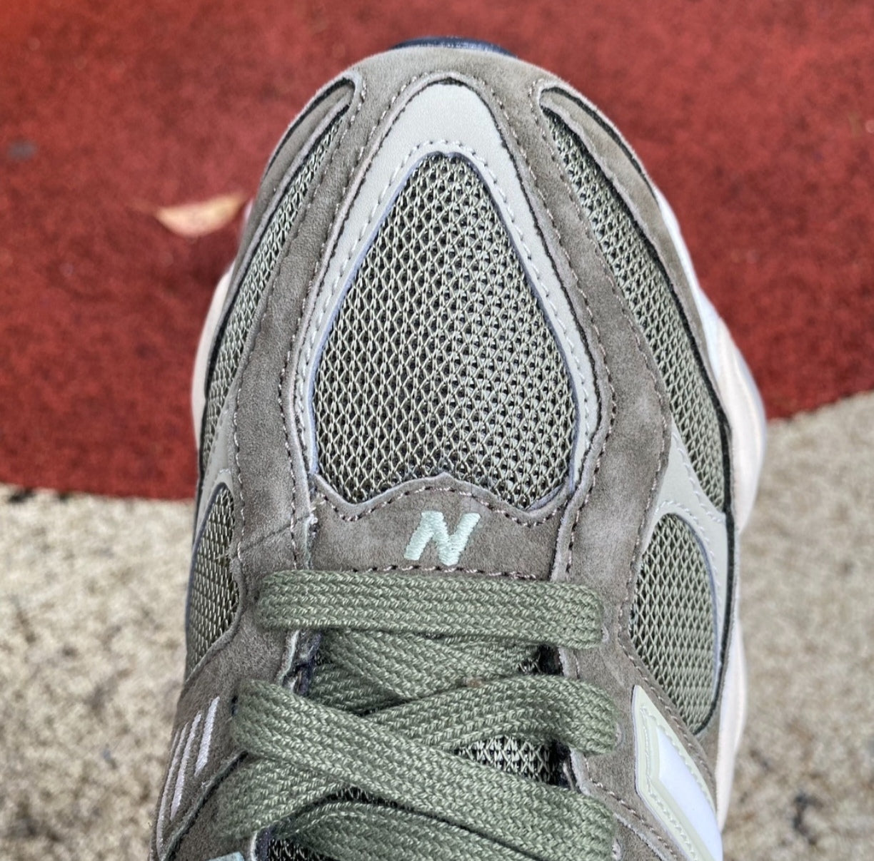 Chaussure NEW BALANCE 9060