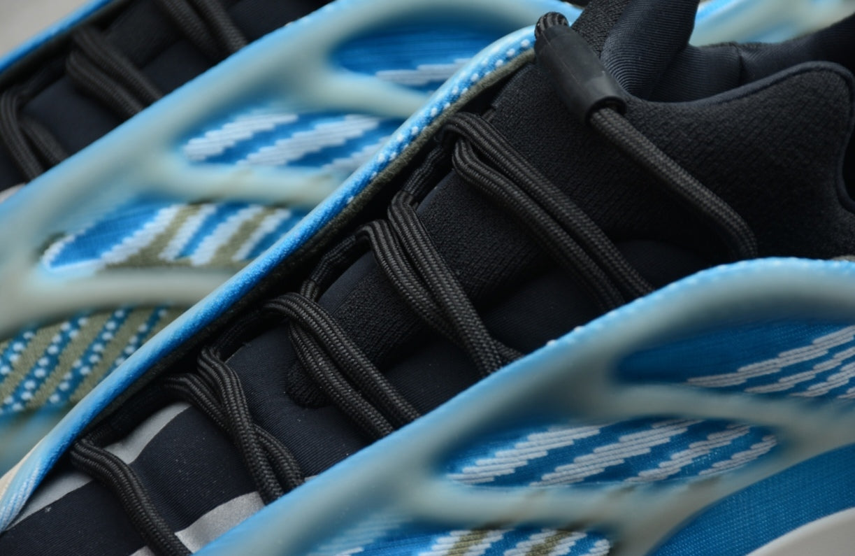 Chaussure ADIDAS YEEZY BOOST 700 V3