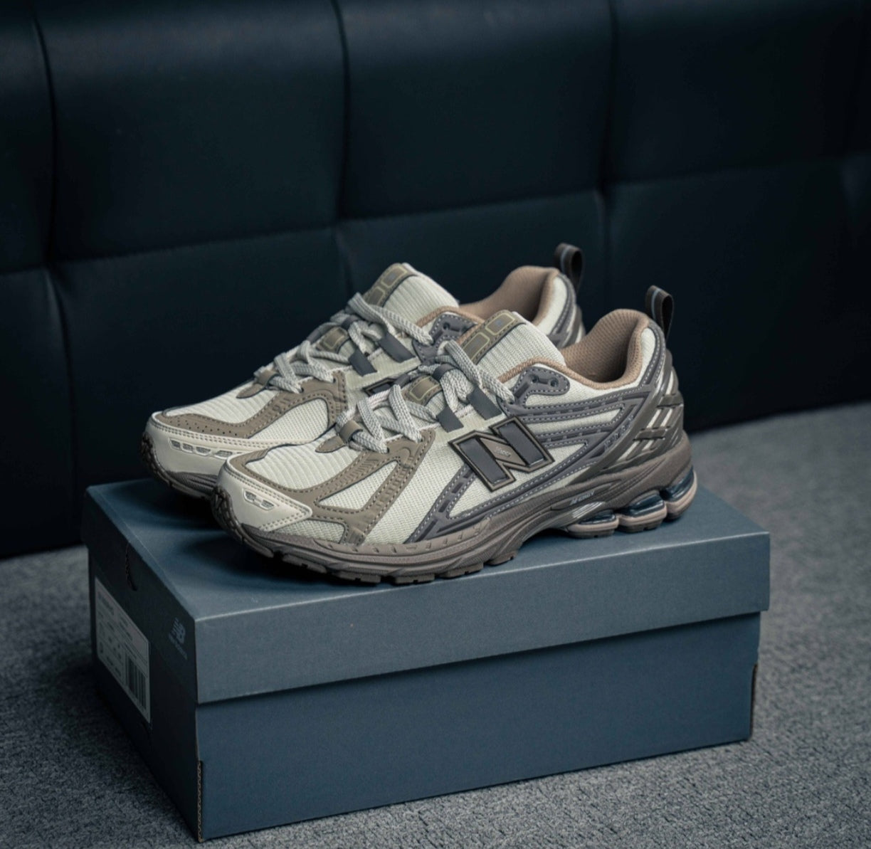 Chaussure NEW BALANCE 1906