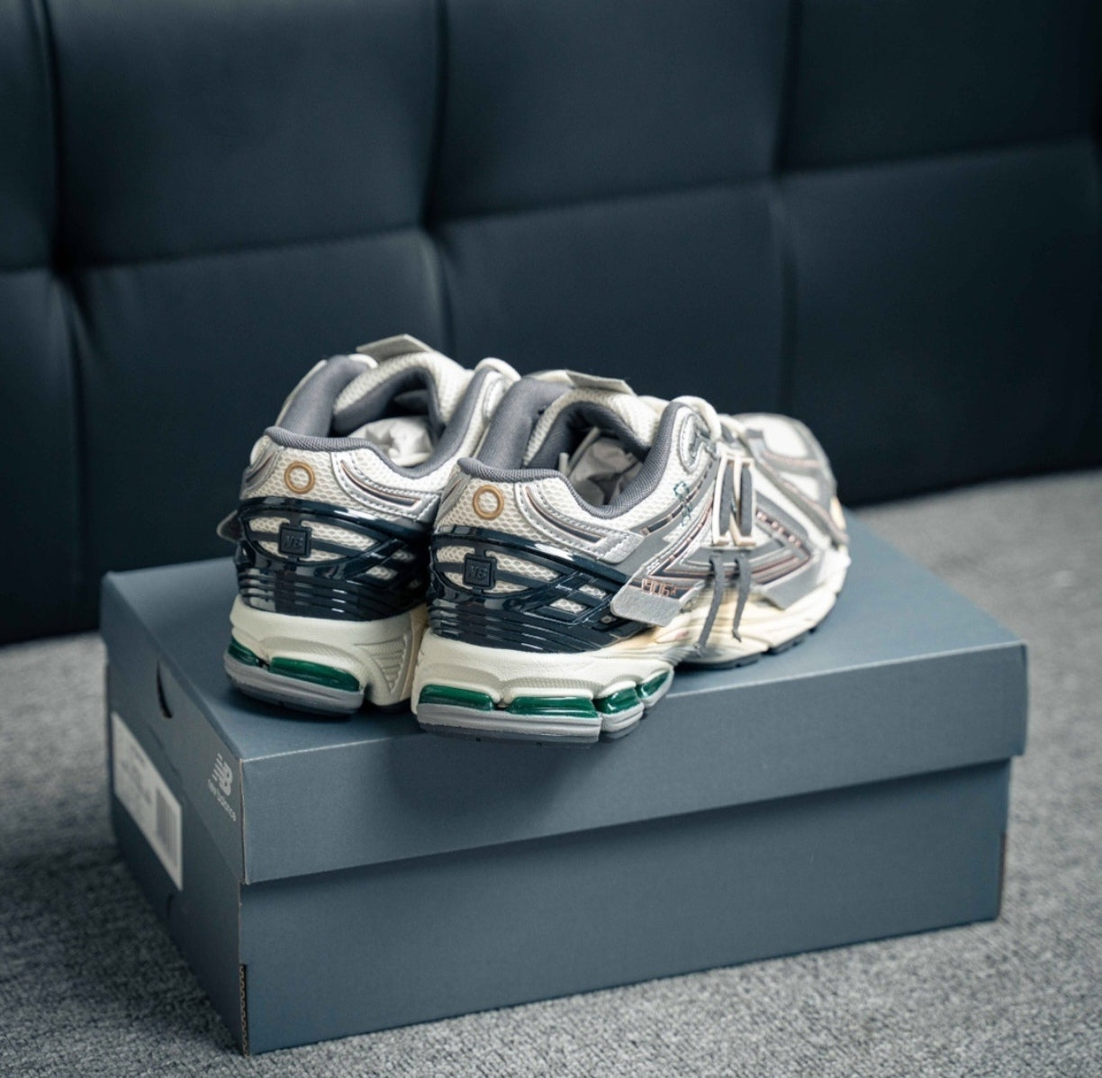 Chaussure NEW BALANCE M1906