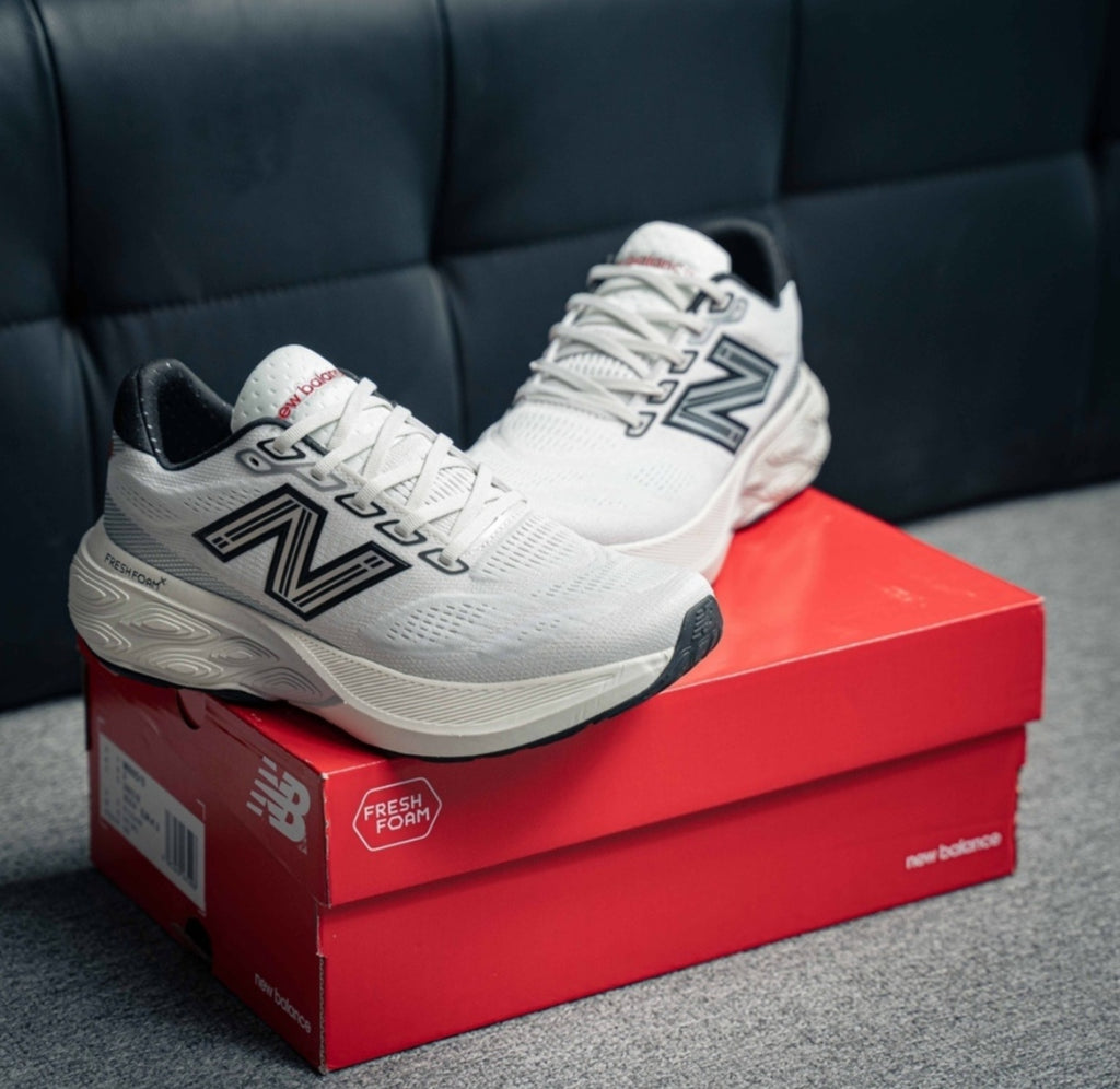 Chaussure NEW BALANCE W880