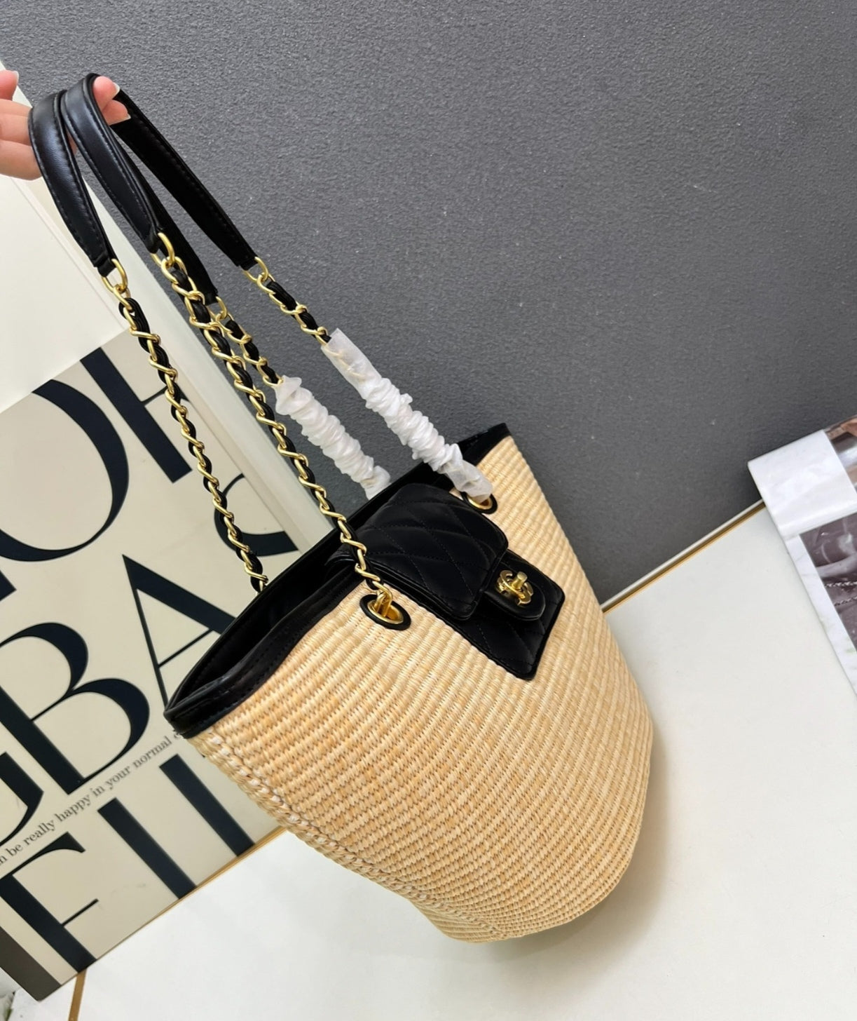 Sac à main tissé CHANEL