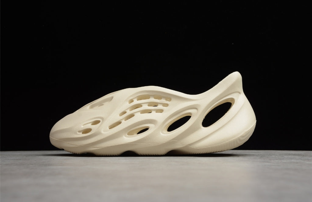 Chaussure ADIDAS YEEZY FOAM MXT