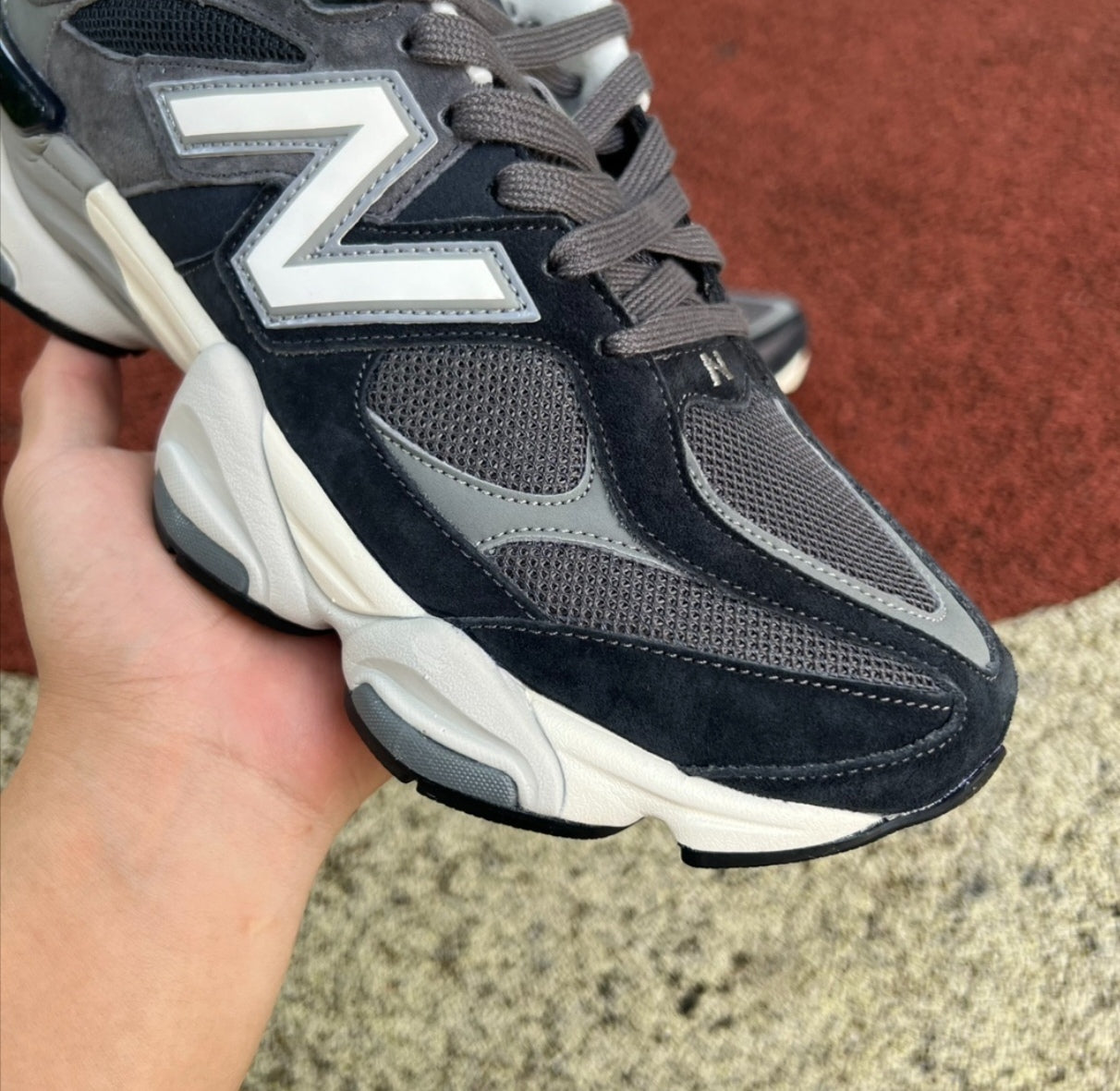 Chaussure NEW BALANCE 9060