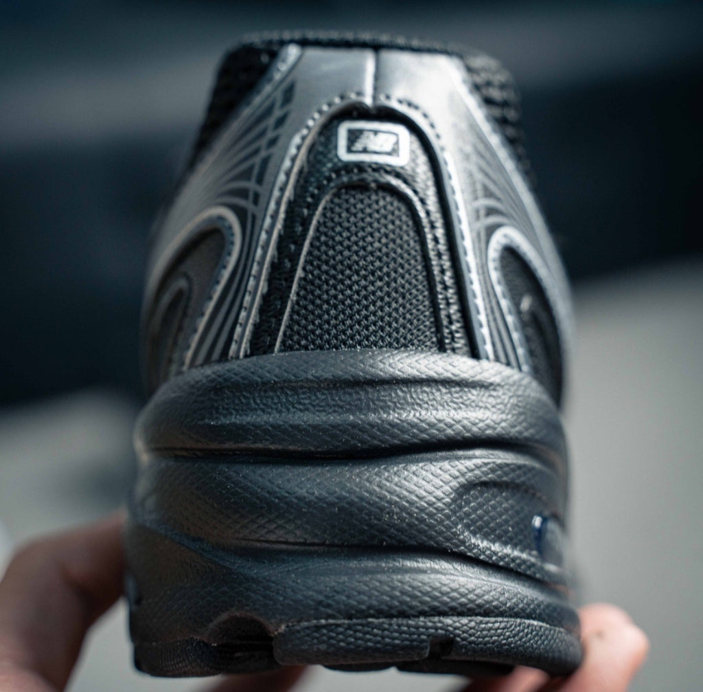 Chaussure NEW BALANCE 740