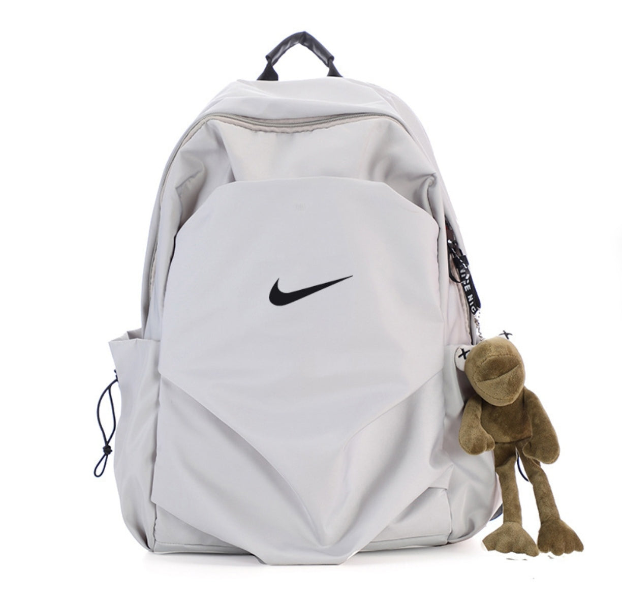 Sac à dos NIKE & chargeur de téléphone